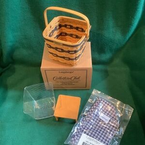 Longaberger 1999 Miniature Two Pie Basket Collectors Club